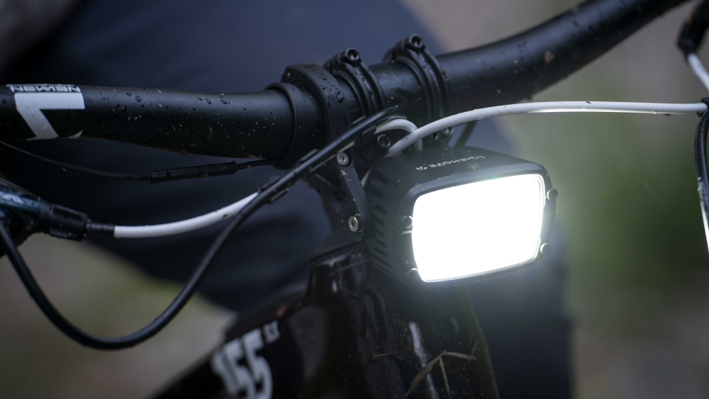 Litemove Scheinwerfer RXW-2900 E25 200/140 Lux Side mit Handlebar mount PHB ohne Reflektor