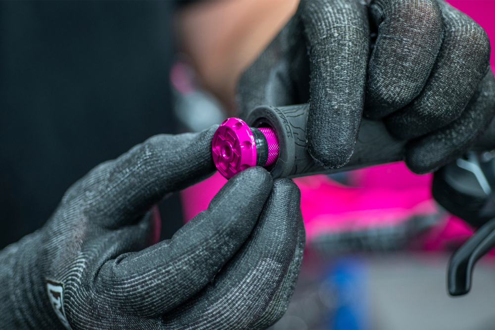 Muc-Off Chainstay Protection Kit shred