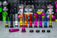 Muc-Off Crank Preload Ring pink