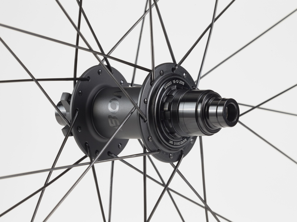 BONTRAGER Hinterrad Line Elite 30 29 Disc 148mm Black