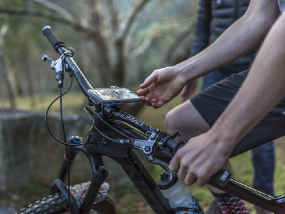 Quad Lock MAG Poncho - iPhone 14 Pro Max