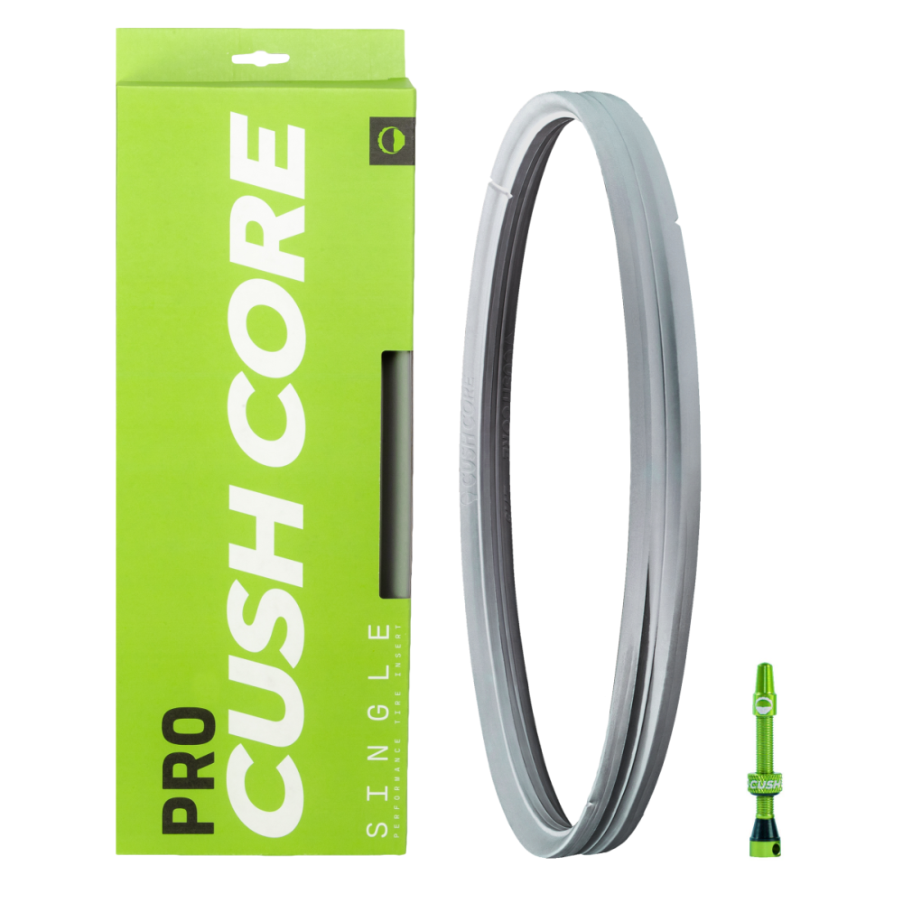 CushCore Plus Single 29". 1 x Insert 29" Plus, 1 x Tubeless Air Valve Tubeless.