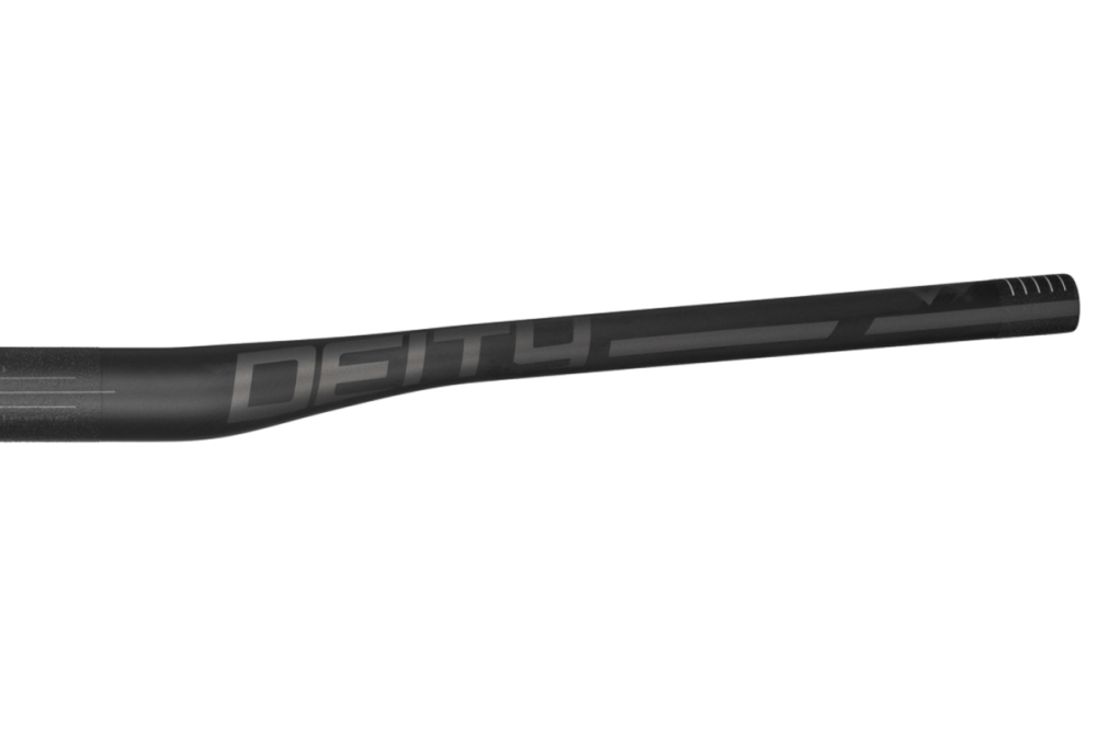 Deity Skywire Carbonlenker, 800 mm, 15 mm Rise, 35 mm Lenkerklemmung. Carbon / Stealth.