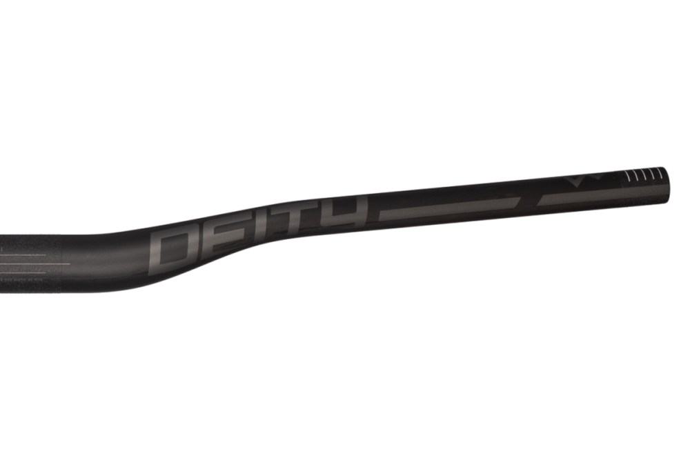 Deity Skywire Carbonlenker, 800 mm, 25 mm Rise, 35 mm Lenkerklemmung. Carbon / Stealth.