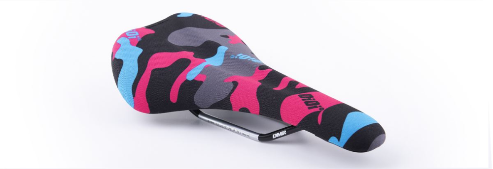DMR Sattel/selle OiOi. Miami Camo.