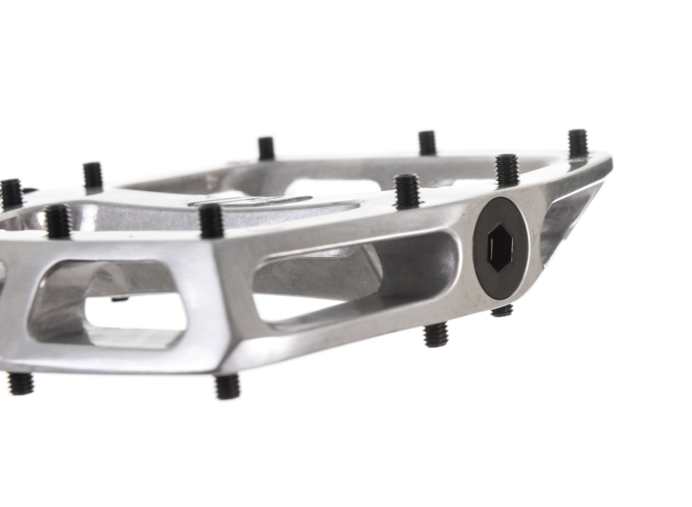 DMR V12. Polished Silver.