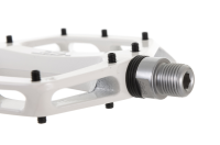 DMR V12. Pure White.