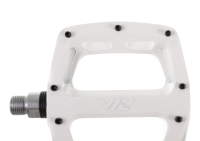 DMR V12. Pure White.