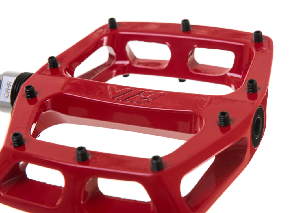 DMR V12. Red.