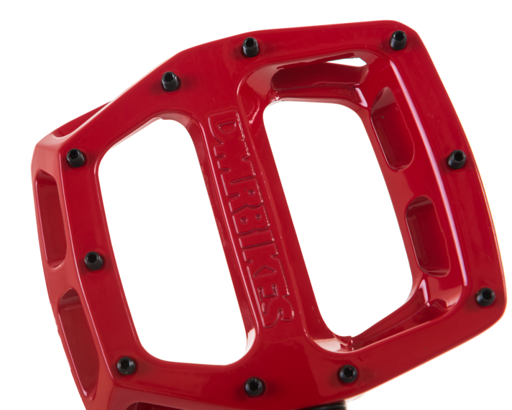DMR V12. Red.