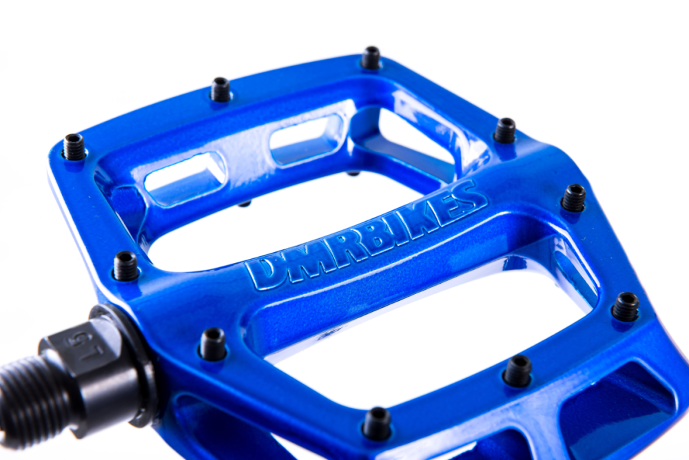 DMR V8. Electric Blue.