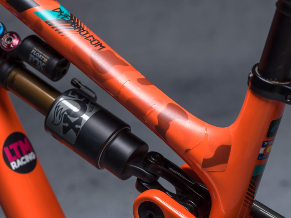 DyedBro Frame Protection Camo. Black.