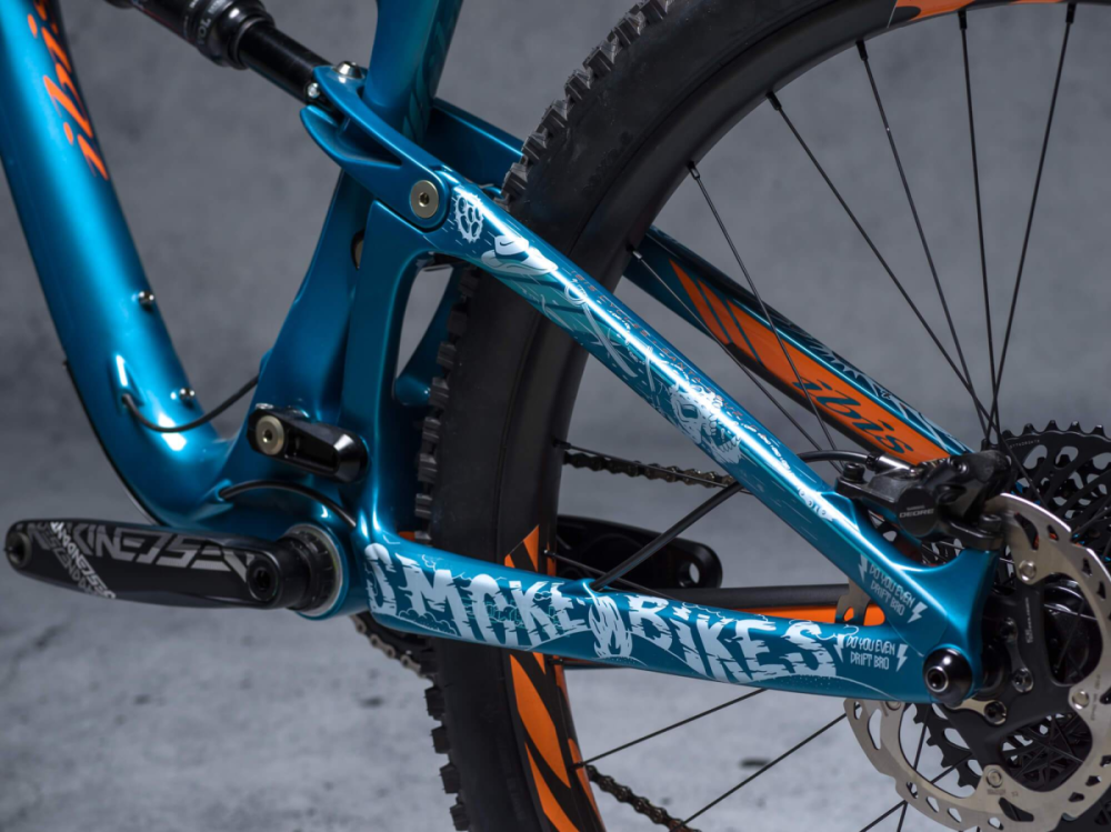 DyedBro Frame Protection Fluor. White.
