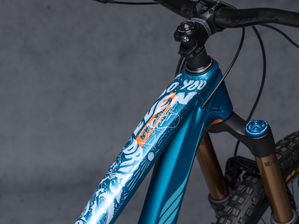 DyedBro Frame Protection Fluor. White.