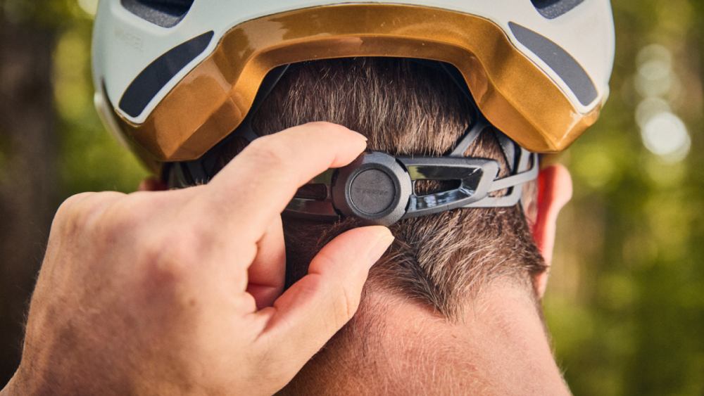 Trek Helm Quantum WaveCel M Power Surge CE