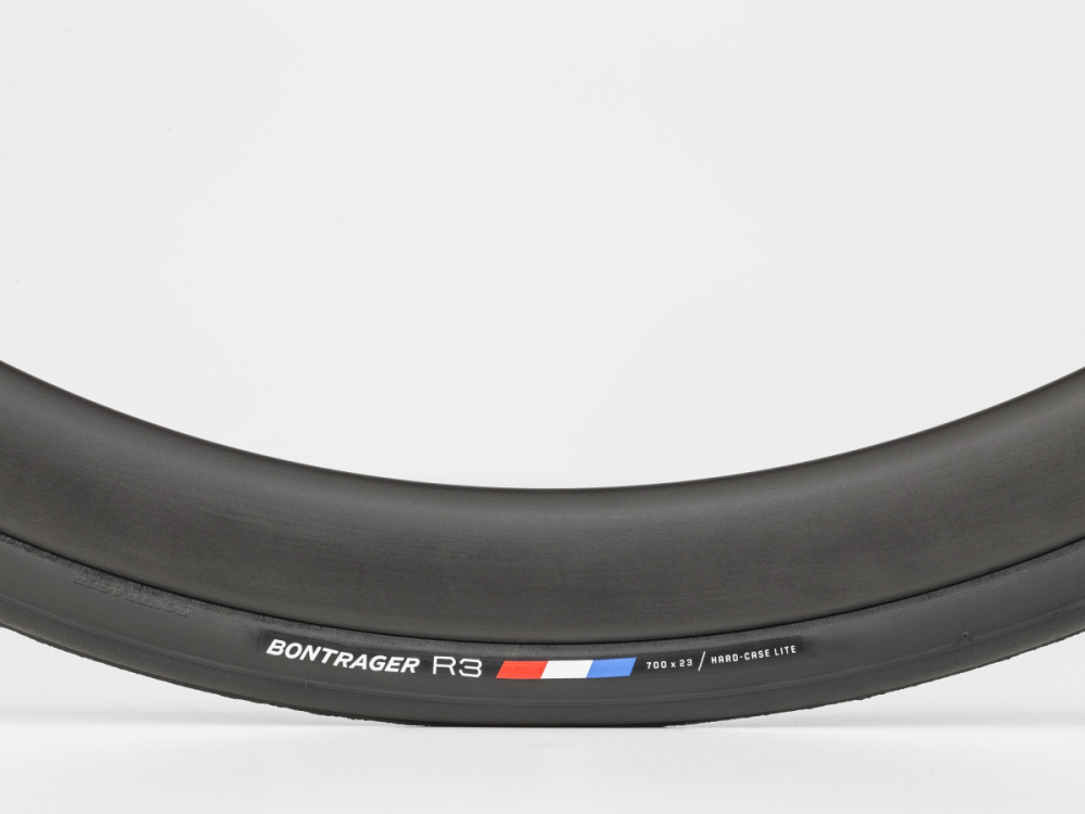 BONTRAGER Reifen R3 Hard-Case Lite 700x23c