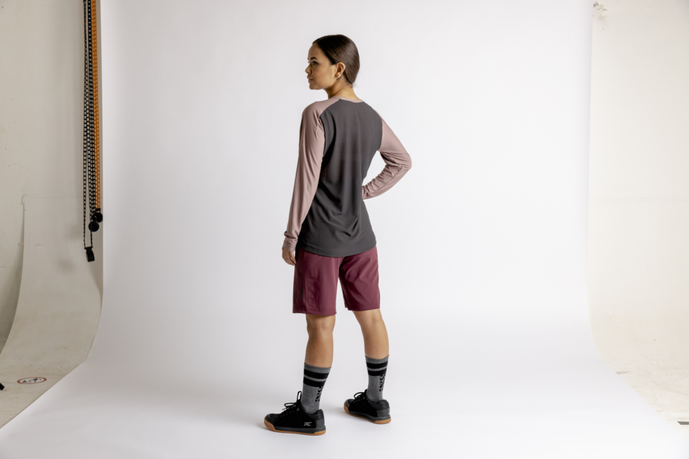 IXS Women's Flow XTG Hip-Hugger Shorts