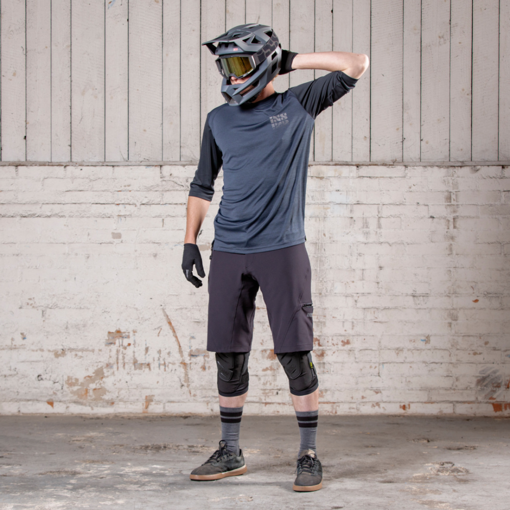 IXS Carve EVO Shorts schwarz L