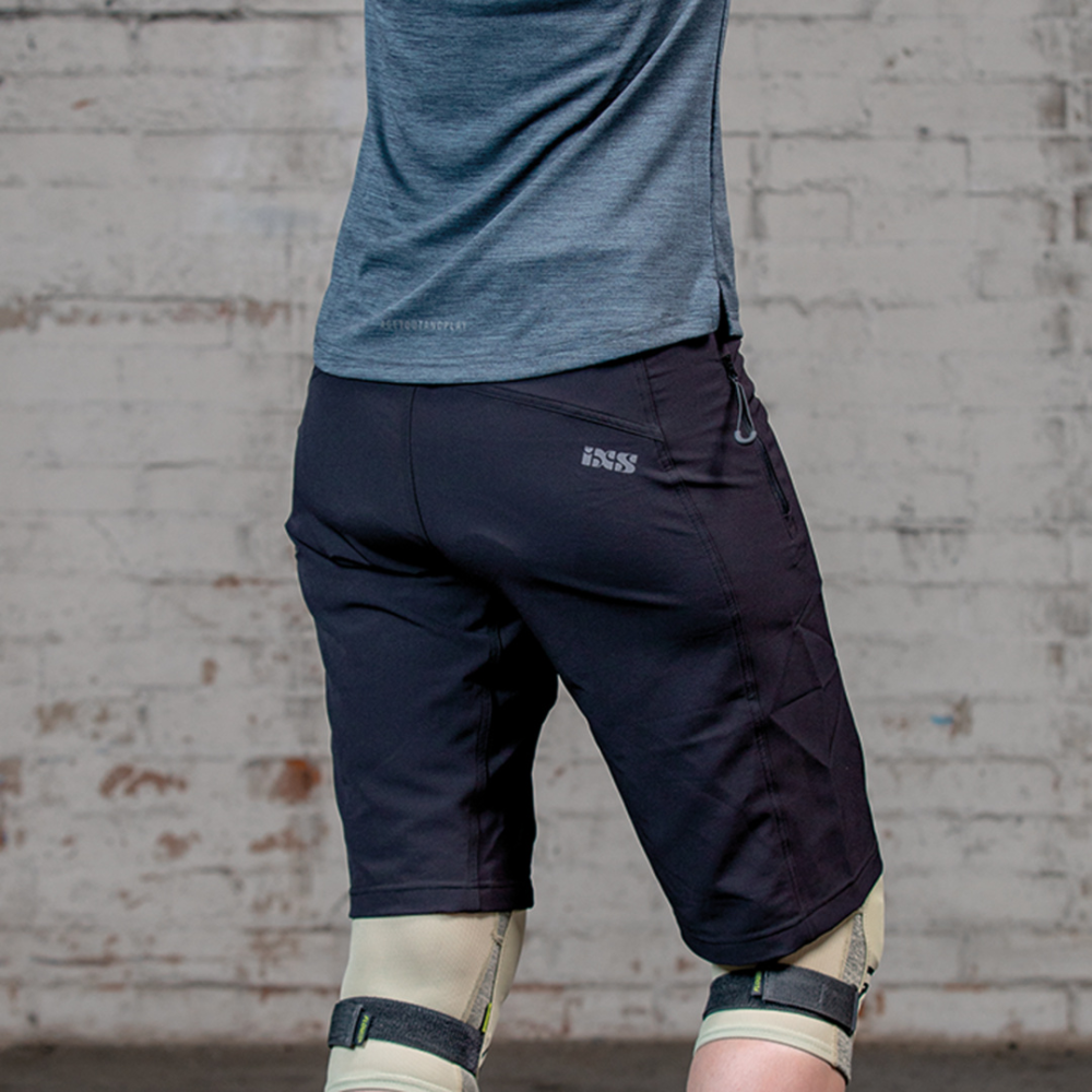 IXS Women's Carve EVO Shorts schwarz 42