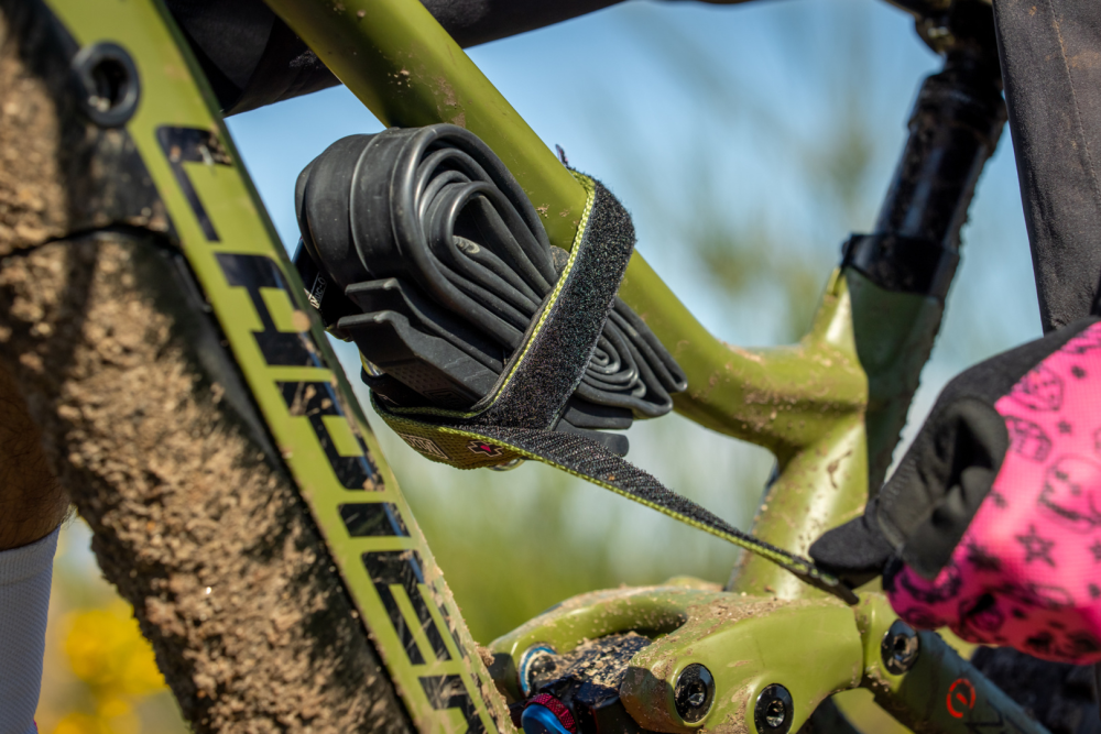 Muc-Off Utility Frame Strap green