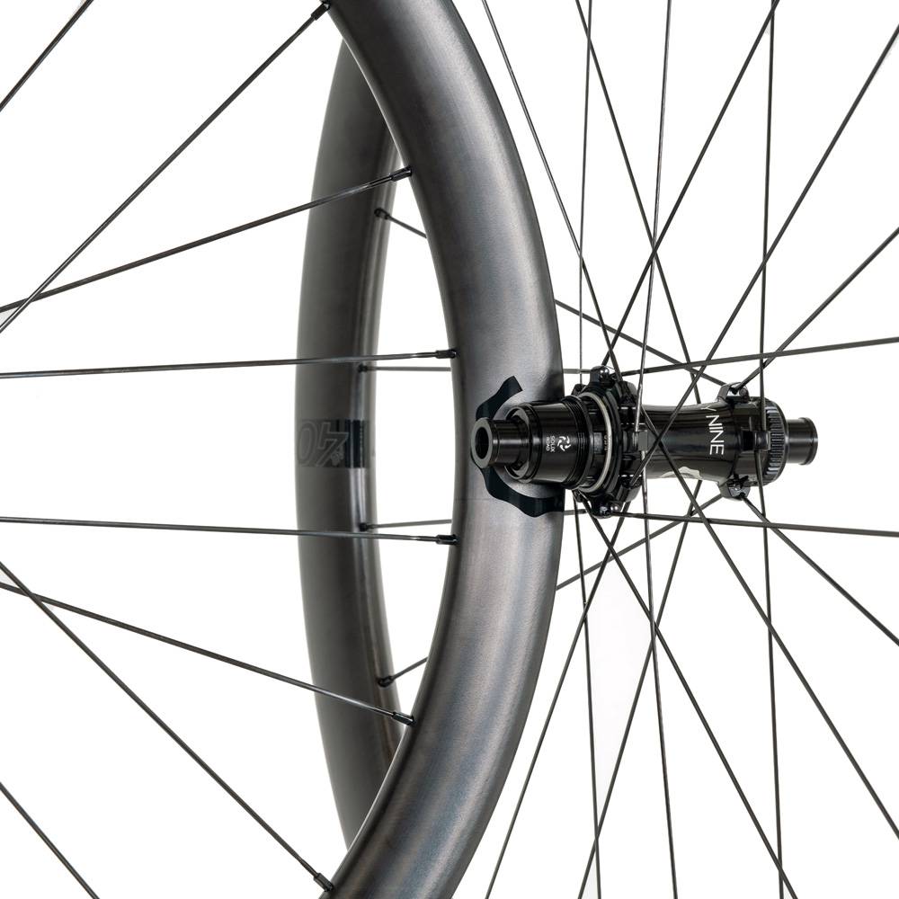 Industry Nine INDUSTRY NINE // Solix SL - AR40 Silver / 12x100 // 12x142 XD-R