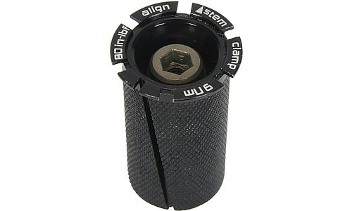 Detailed Picture of RD/MTN CARBON STEERER TUBE PLUG