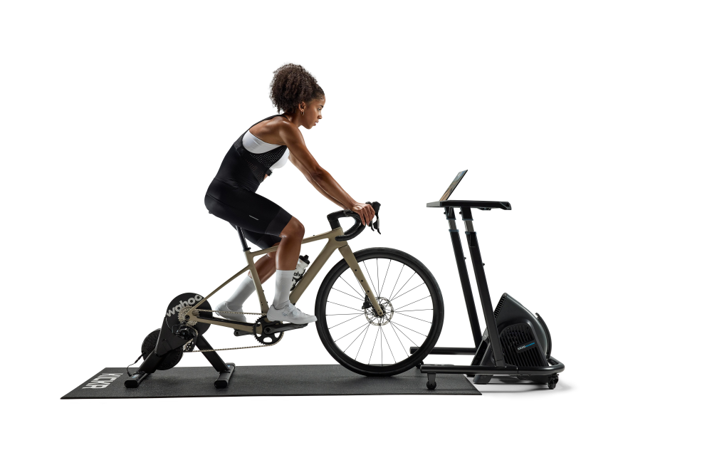 Wahoo Wahoo KICKR CORE 2 Smart Trainer mit ZWIFT Cog/Click.