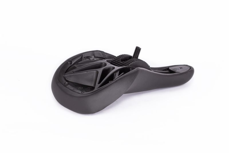 ÉCLAT EXILE rail seat new! slim concave padded