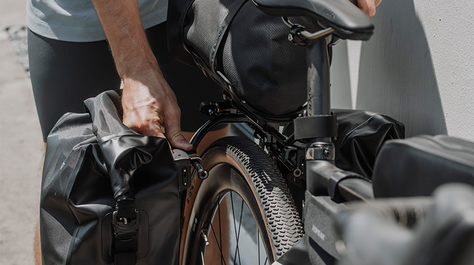 Topeak Zi:RAK Essential - Eyelet Mount - Gepäckträger für Eyelet Montage, Seitentaschen kompatibel