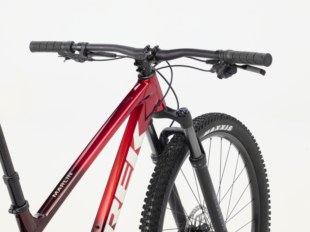 Trek Marlin 7 L 29 Fury Red/Lithium Grey Fade