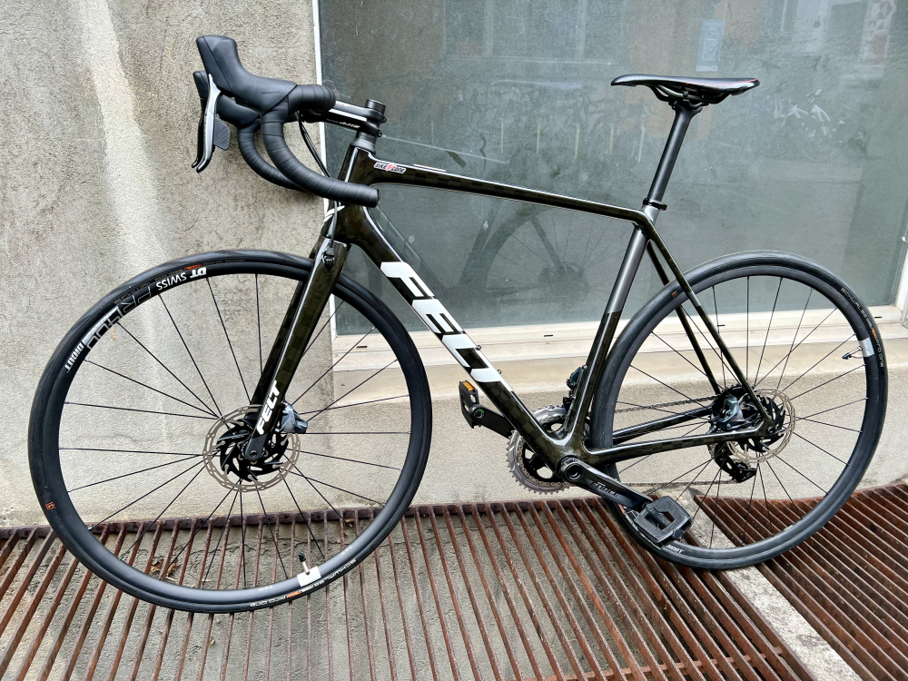 Felt FR Advanced  carbon / white, grey 56 Force D1 DT Swi...