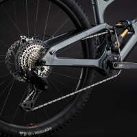 DEVIATE CYCLES HIGHLANDER II || STORR GREY || FACTORY X-Larger (186-198cm)