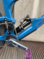 DEVIATE CYCLES Highlander 2 Custom Gr.L  / Wurde nur 1 Tag gefahren, kleiner Kratzer hinten li